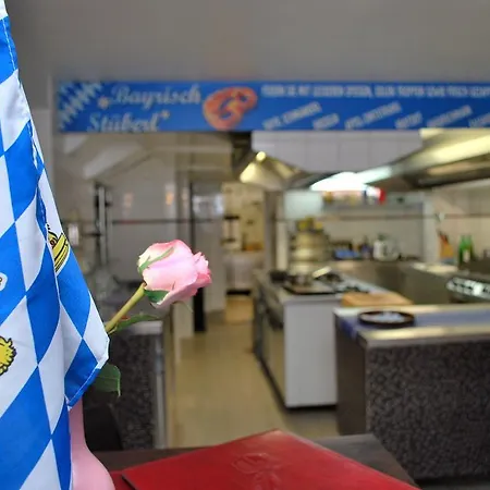 Hotel Salzufler Hof 3*